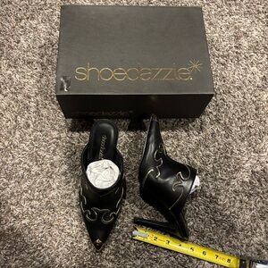 Shoe Dazzle Black and Gold Women's Mules